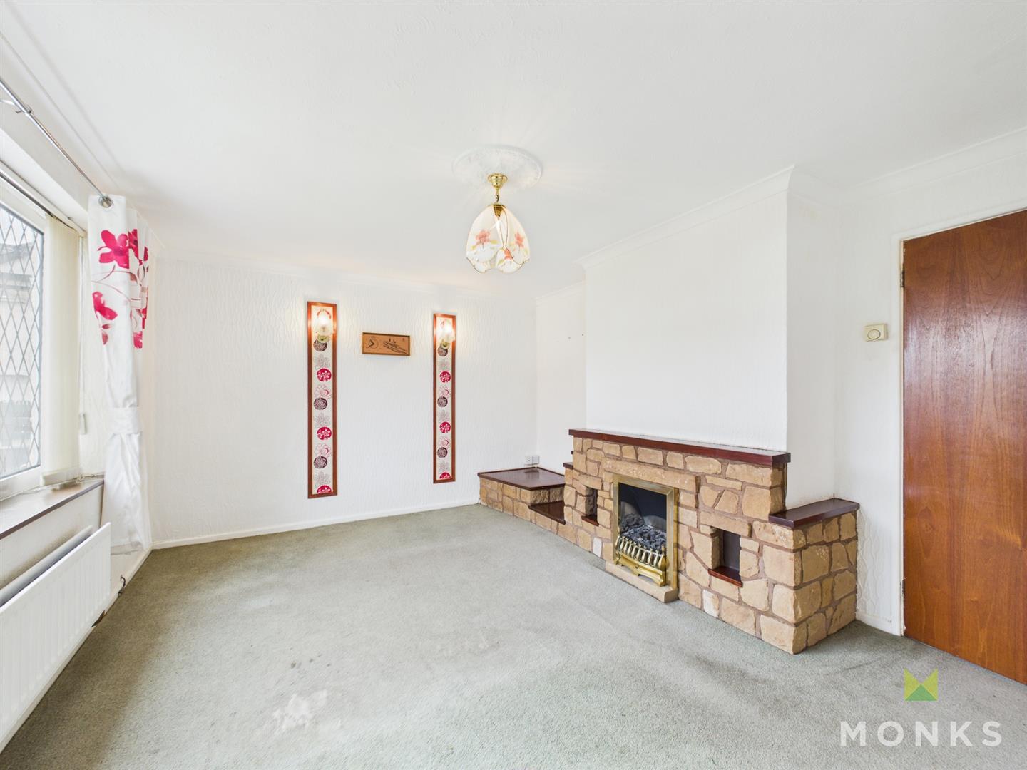 28 Oak Drive, St Martins, SY11 3EU For Sale